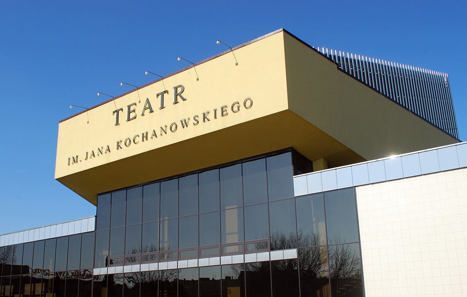 Teatr  w Opolu wyciąga dłoń, a nawet obie, do studentów